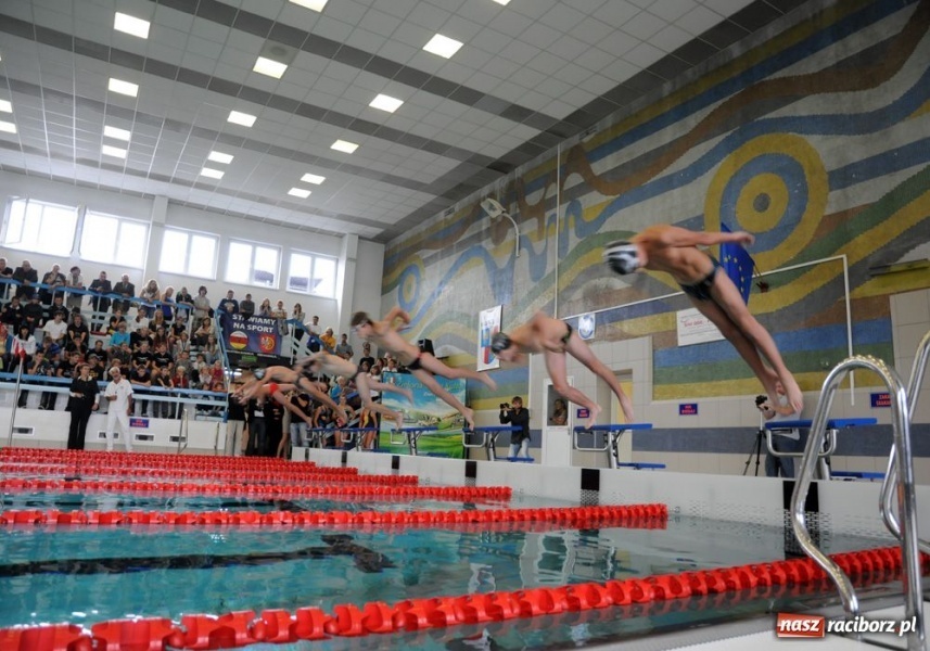 Zdjęcie w galerii na portalu naszraciborz.pl: Życie pisze scenariusze dla SMS-u wiadomości z regionu