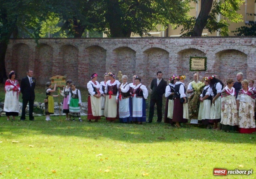 Zdjęcie w galerii na portalu naszraciborz.pl: Dożynki diecezjalne w Rudach wiadomości z regionu