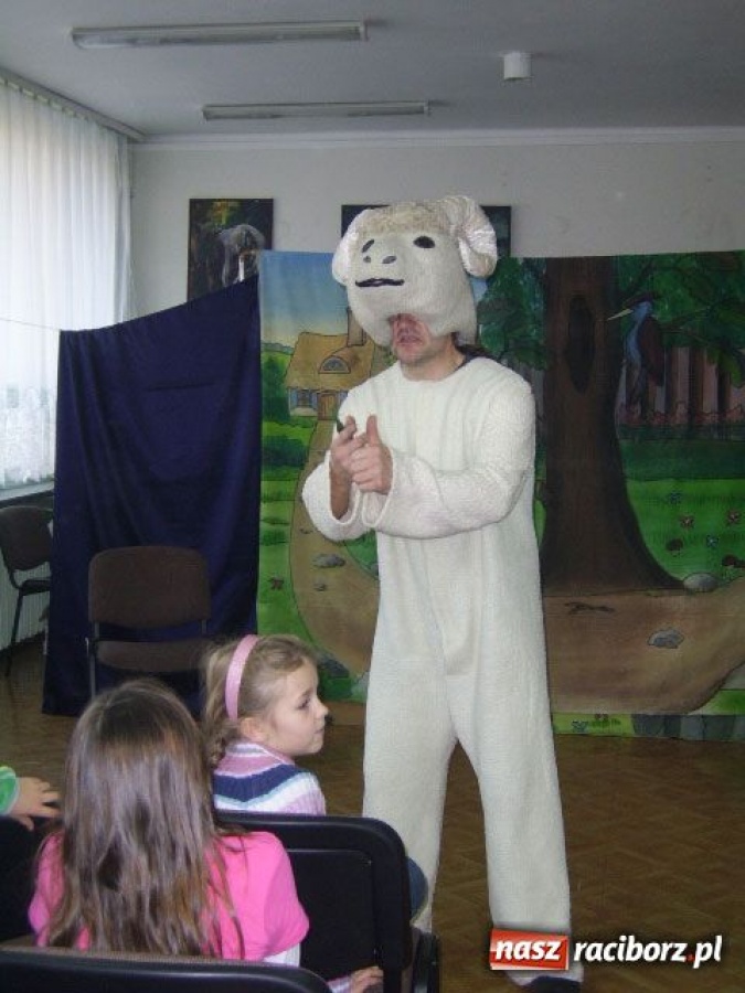 Zdjęcie w galerii na portalu naszraciborz.pl: Patrol feryjny - Klub Itaka wiadomości z regionu