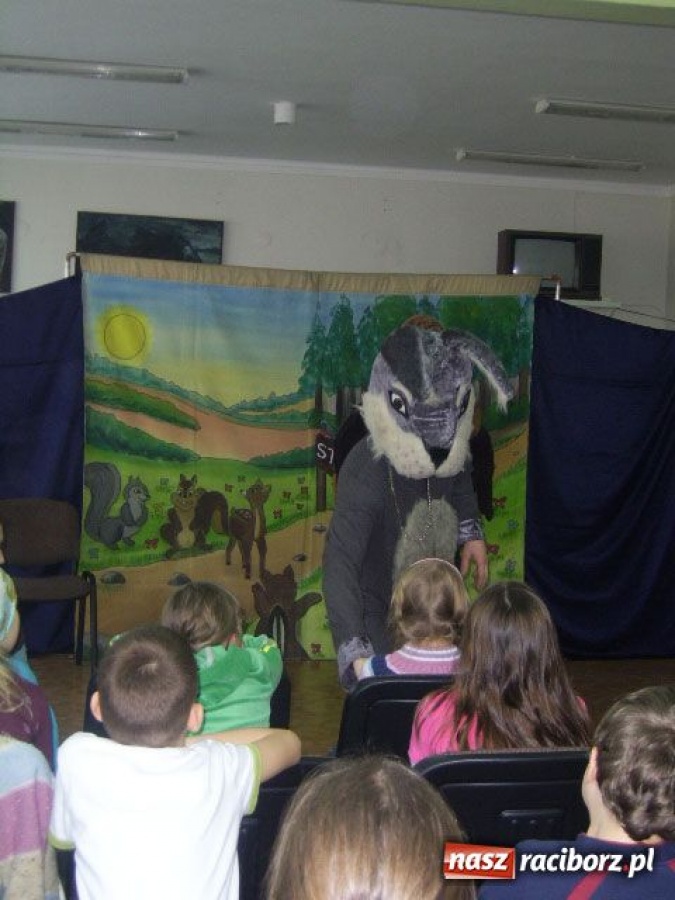 Zdjęcie w galerii na portalu naszraciborz.pl: Patrol feryjny - Klub Itaka wiadomości z regionu