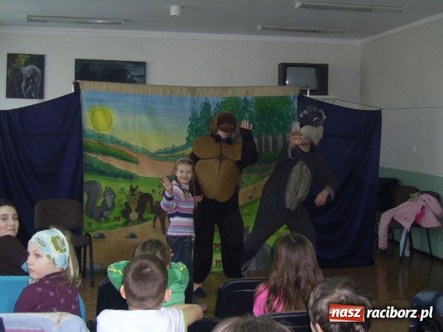 Zdjęcie w galerii na portalu naszraciborz.pl: Patrol feryjny - Klub Itaka wiadomości z regionu