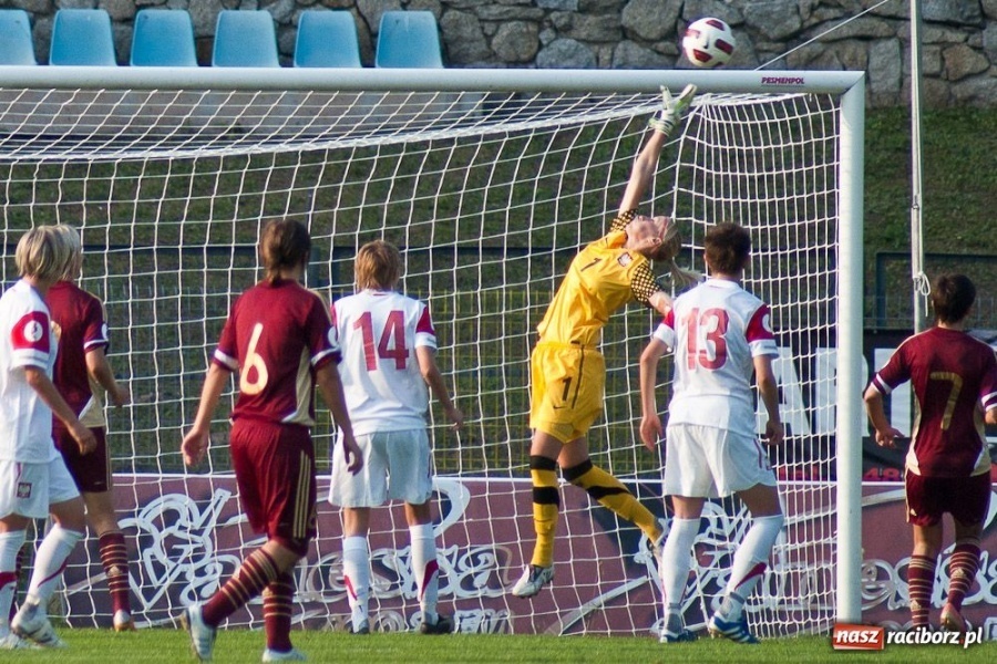 Zdjęcie w galerii na portalu naszraciborz.pl: Polki słabo. Przegrały z Rosją wiadomości z regionu