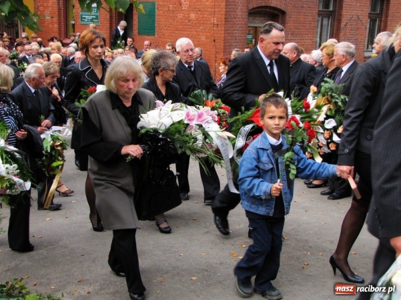 Zdjęcie w galerii na portalu naszraciborz.pl: Adamie, nie wszystek umarłeś... wiadomości z regionu