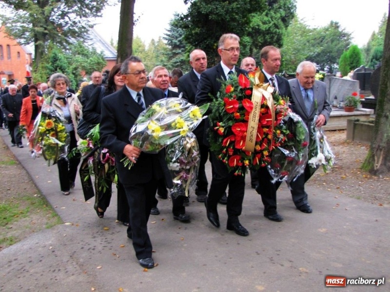 Zdjęcie w galerii na portalu naszraciborz.pl: Adamie, nie wszystek umarłeś... wiadomości z regionu