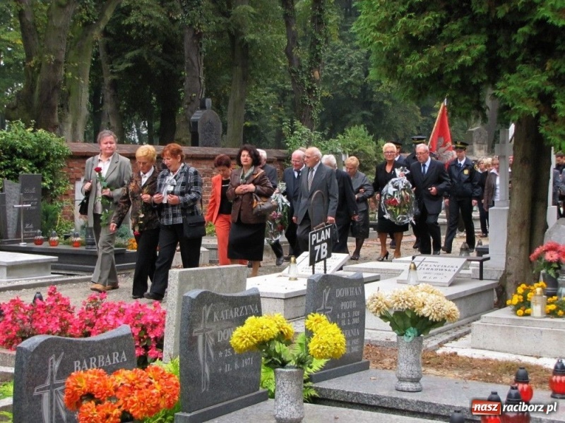 Zdjęcie w galerii na portalu naszraciborz.pl: Adamie, nie wszystek umarłeś... wiadomości z regionu