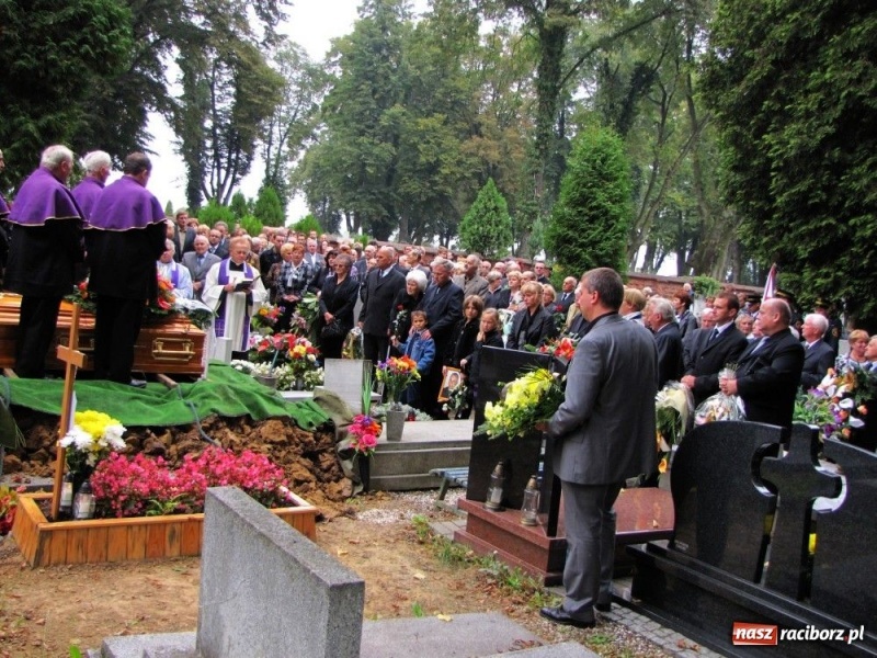 Zdjęcie w galerii na portalu naszraciborz.pl: Adamie, nie wszystek umarłeś... wiadomości z regionu