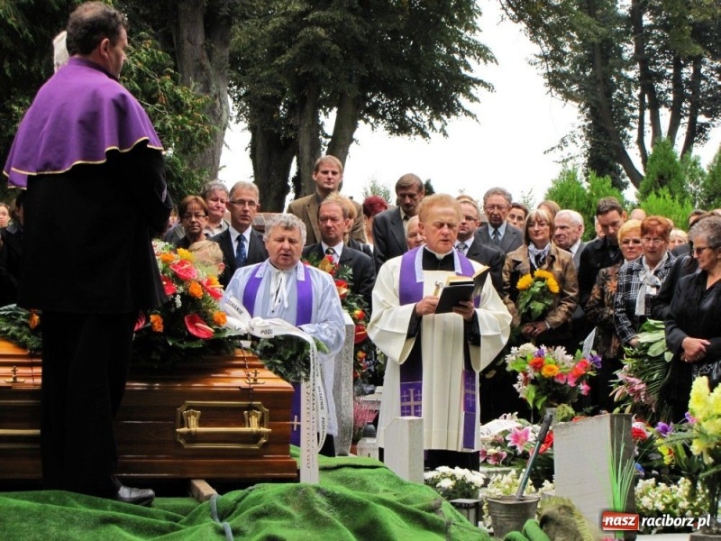 Zdjęcie w galerii na portalu naszraciborz.pl: Adamie, nie wszystek umarłeś... wiadomości z regionu