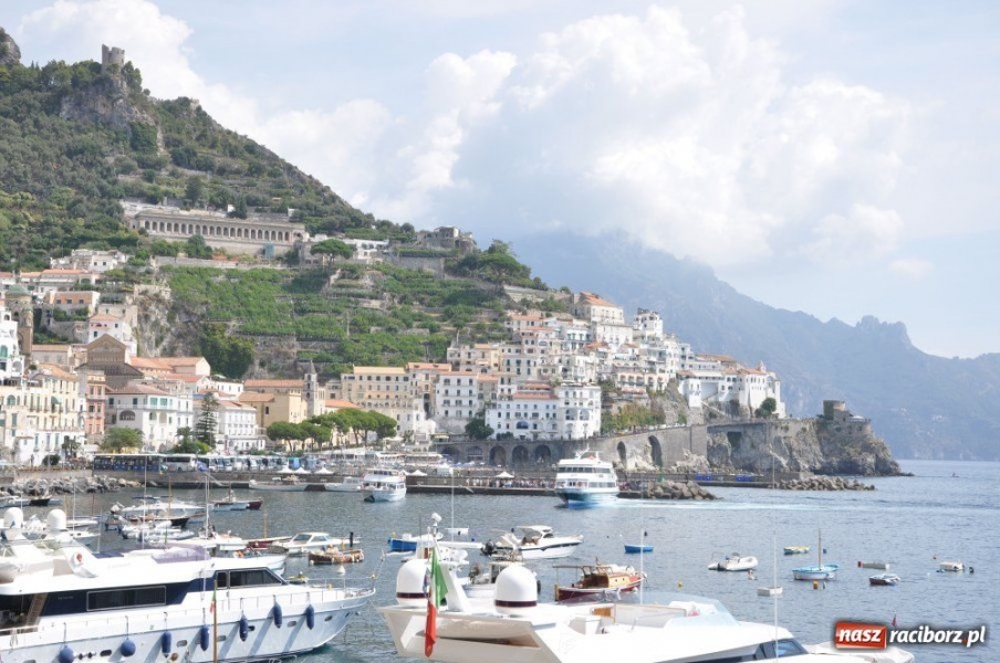 Zdjęcie w galerii na portalu naszraciborz.pl: Raciborzanie kompletują ekipę na Włochy wiadomości z regionu