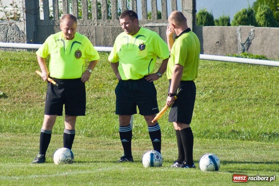 Zdjęcie w galerii na portalu naszraciborz.pl: Wygrana Studziennej. Nokaut sędziego wiadomości z regionu