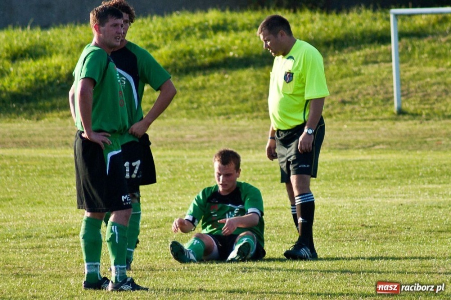 Zdjęcie w galerii na portalu naszraciborz.pl: Wygrana Studziennej. Nokaut sędziego wiadomości z regionu