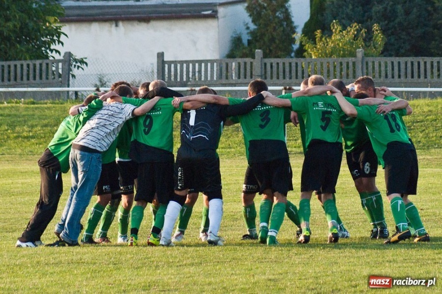 Zdjęcie w galerii na portalu naszraciborz.pl: Wygrana Studziennej. Nokaut sędziego wiadomości z regionu