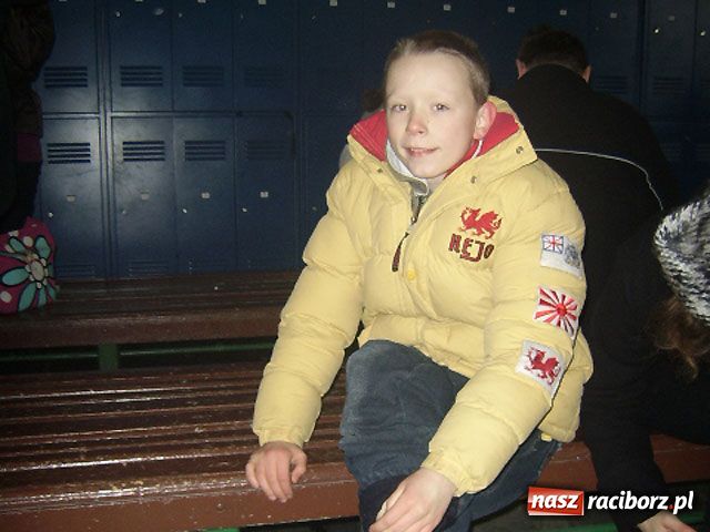 Zdjęcie w galerii na portalu naszraciborz.pl: Patrol feryjny - lodowisko wiadomości z regionu