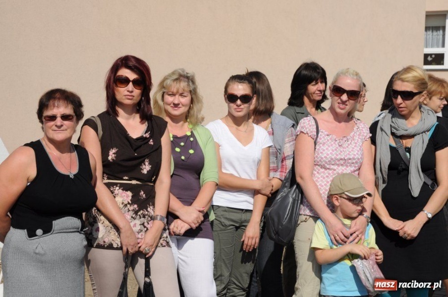 Zdjęcie w galerii na portalu naszraciborz.pl: Bratanki z rodzinnych stron Buzka wiadomości z regionu