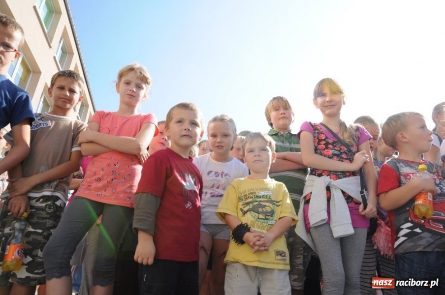 Zdjęcie w galerii na portalu naszraciborz.pl: Bratanki z rodzinnych stron Buzka wiadomości z regionu