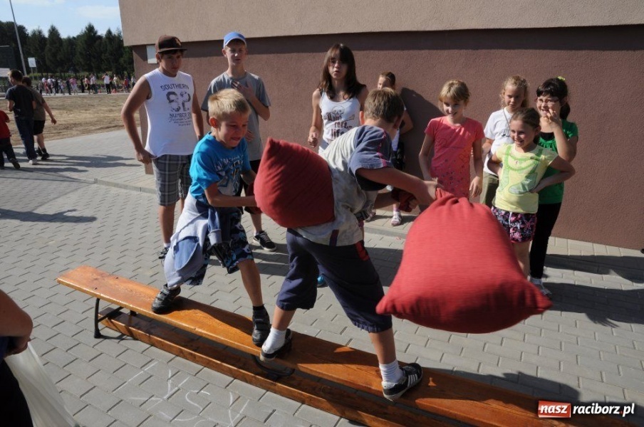 Zdjęcie w galerii na portalu naszraciborz.pl: Bratanki z rodzinnych stron Buzka wiadomości z regionu