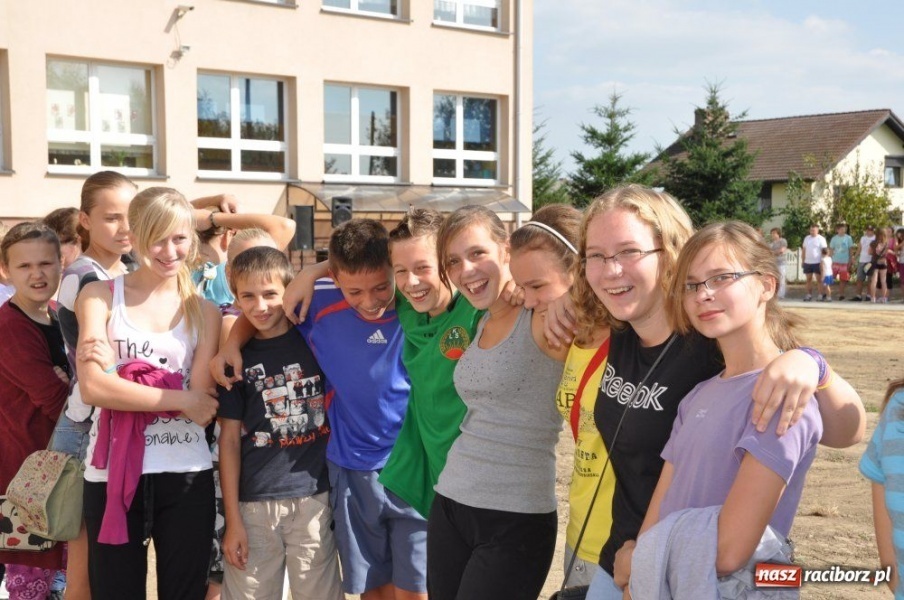 Zdjęcie w galerii na portalu naszraciborz.pl: Bratanki z rodzinnych stron Buzka wiadomości z regionu