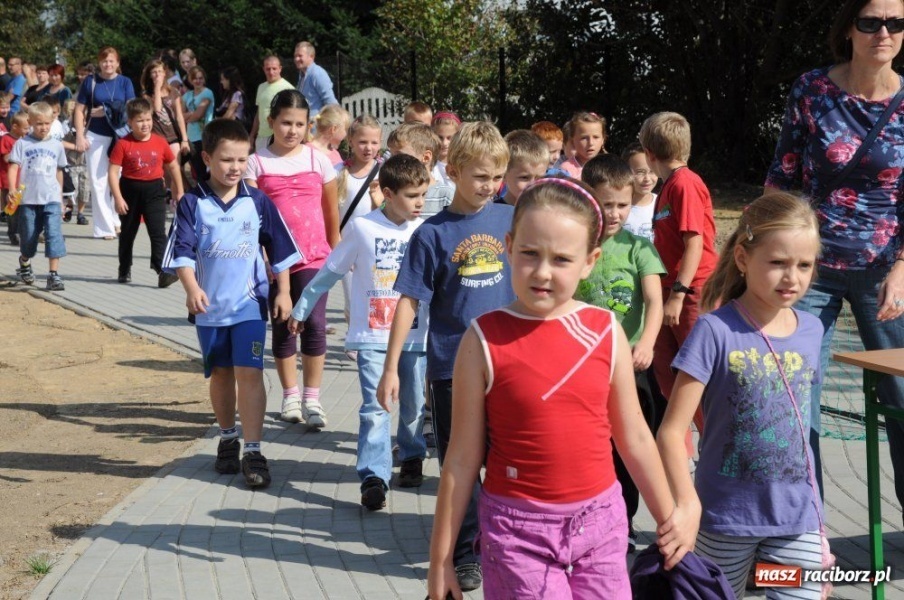 Zdjęcie w galerii na portalu naszraciborz.pl: Bratanki z rodzinnych stron Buzka wiadomości z regionu