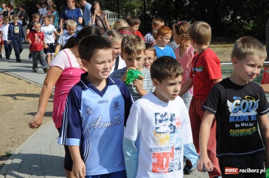 Zdjęcie w galerii na portalu naszraciborz.pl: Bratanki z rodzinnych stron Buzka wiadomości z regionu