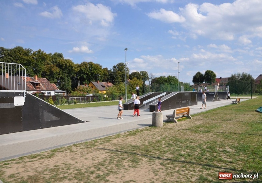 Zdjęcie w galerii na portalu naszraciborz.pl: Bratanki z rodzinnych stron Buzka wiadomości z regionu