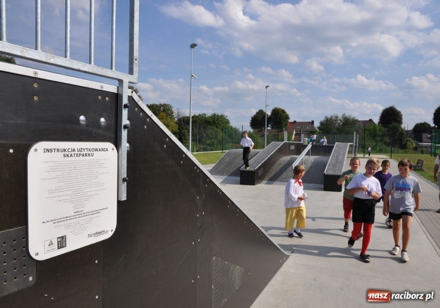 Zdjęcie w galerii na portalu naszraciborz.pl: Bratanki z rodzinnych stron Buzka wiadomości z regionu