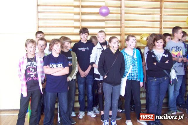 Zdjęcie w galerii na portalu naszraciborz.pl: Pierwsze koty za płoty wiadomości z regionu