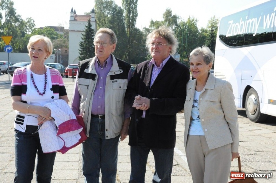 Zdjęcie w galerii na portalu naszraciborz.pl: Tuskobus, co nie był Tuskobusem... wiadomości z regionu