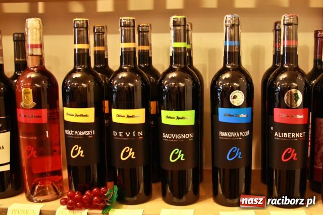 Zdjęcie w galerii na portalu naszraciborz.pl: Wino na jesienną niepogodę  wiadomości z regionu