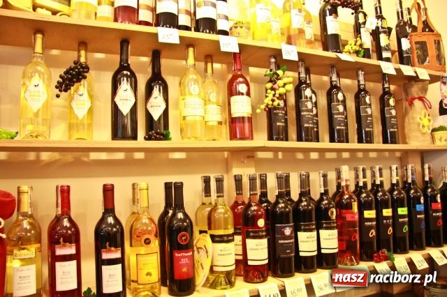 Zdjęcie w galerii na portalu naszraciborz.pl: Wino na jesienną niepogodę  wiadomości z regionu
