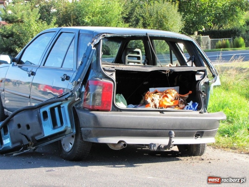 Zdjęcie w galerii na portalu naszraciborz.pl: Starszy pan wymusił pierwszeństwo... wiadomości z regionu