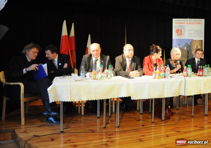 Zdjęcie w galerii na portalu naszraciborz.pl: Co tam zdziałał na Wiejskiej  wiadomości z regionu