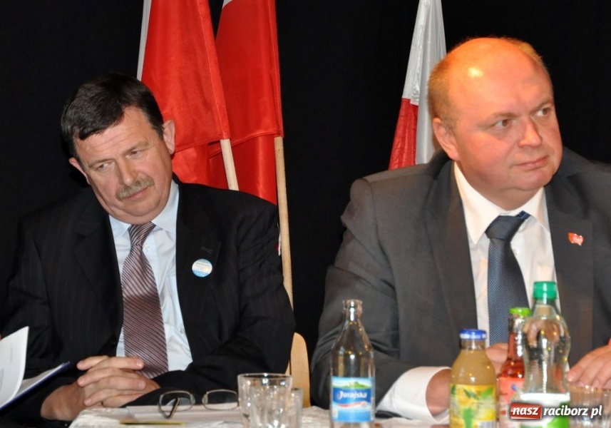 Zdjęcie w galerii na portalu naszraciborz.pl: Co tam zdziałał na Wiejskiej  wiadomości z regionu