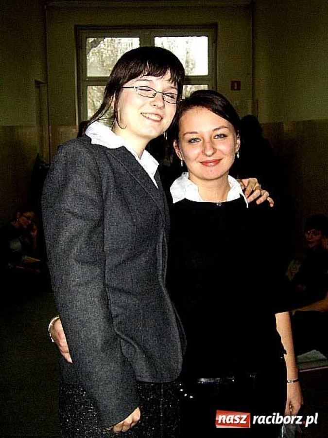 Zdjęcie w galerii na portalu naszraciborz.pl: Przydatne notatki koleżanek wiadomości z regionu