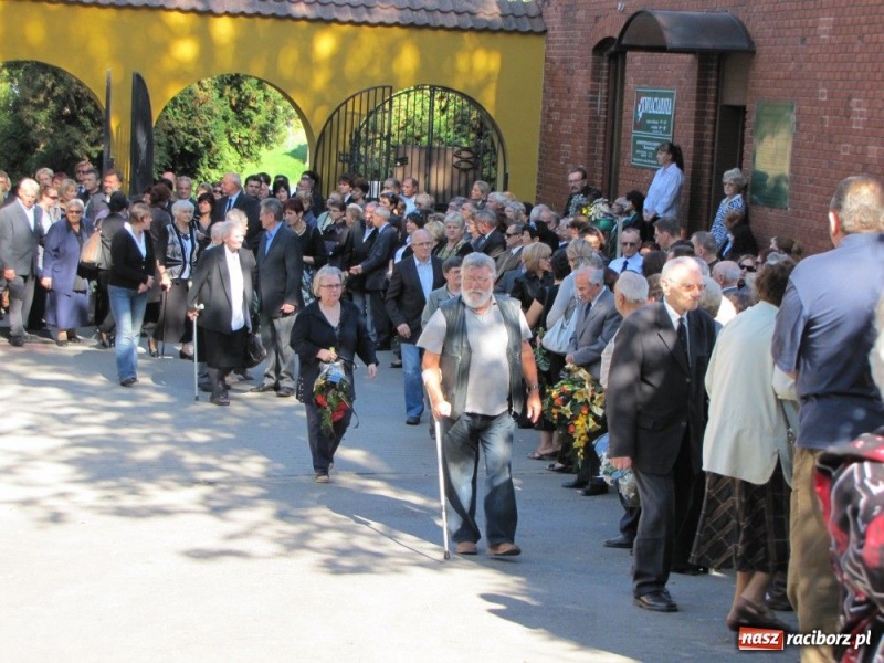 Zdjęcie w galerii na portalu naszraciborz.pl: Całe swoje życie poświęcił chirurgii wiadomości z regionu