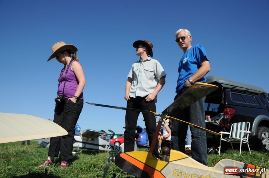 Zdjęcie w galerii na portalu naszraciborz.pl: Pokazy lotnicze nad Ulgą wiadomości z regionu