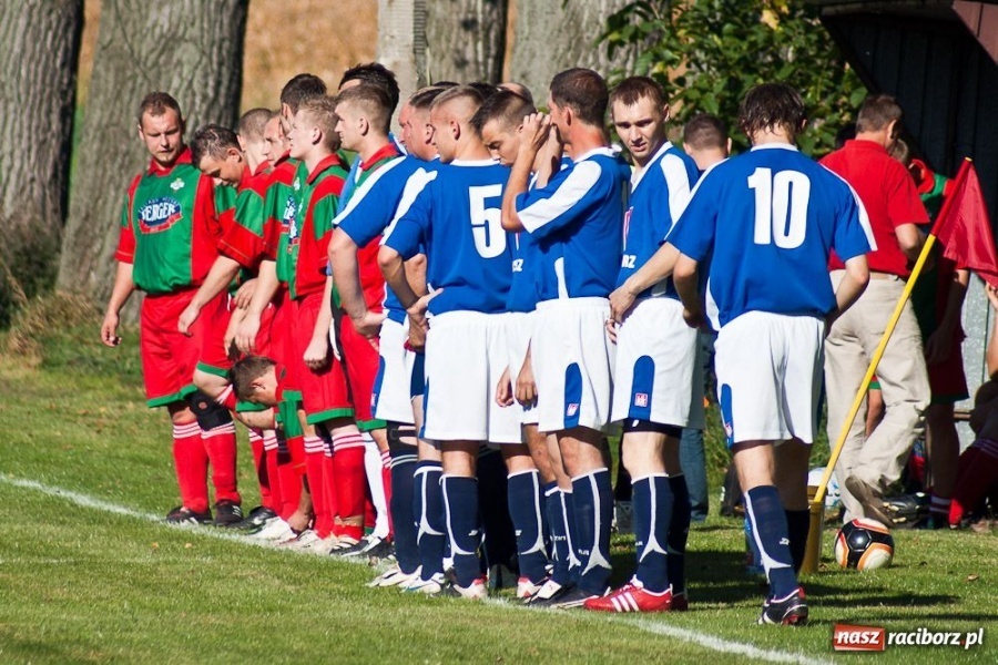 Zdjęcie w galerii na portalu naszraciborz.pl: Remis Pietraszyna. Pech Rzuchowa wiadomości z regionu