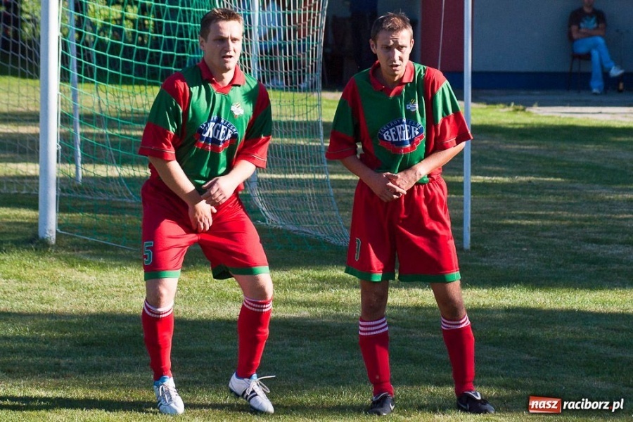 Zdjęcie w galerii na portalu naszraciborz.pl: Remis Pietraszyna. Pech Rzuchowa wiadomości z regionu