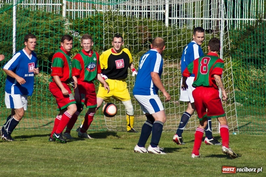 Zdjęcie w galerii na portalu naszraciborz.pl: Remis Pietraszyna. Pech Rzuchowa wiadomości z regionu