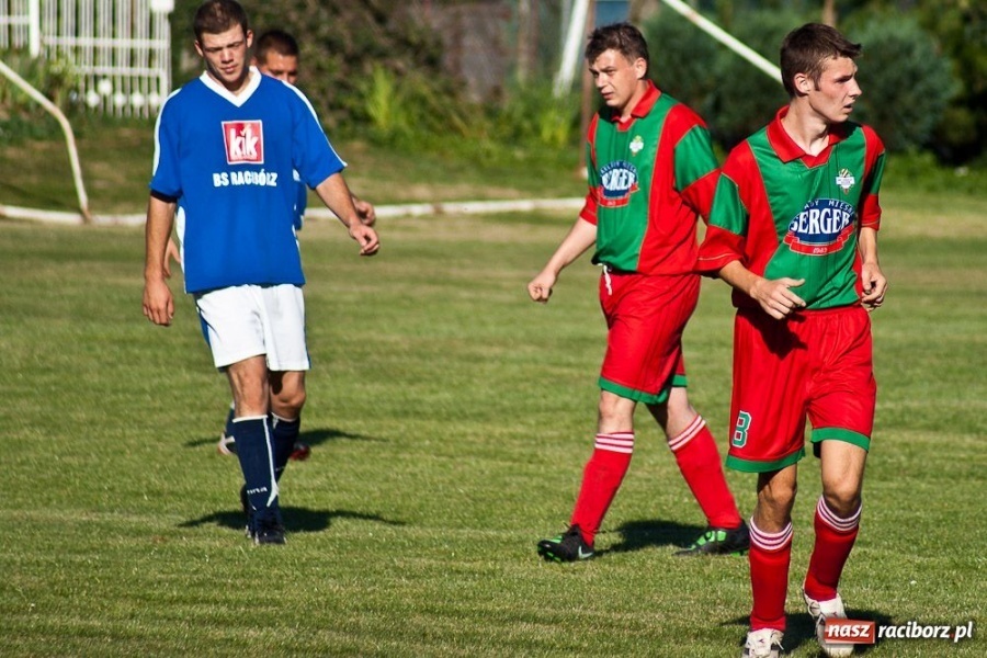 Zdjęcie w galerii na portalu naszraciborz.pl: Remis Pietraszyna. Pech Rzuchowa wiadomości z regionu