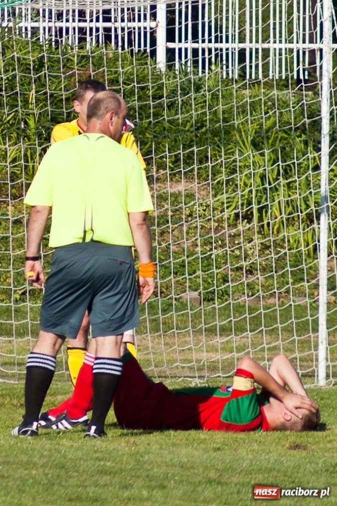 Zdjęcie w galerii na portalu naszraciborz.pl: Remis Pietraszyna. Pech Rzuchowa wiadomości z regionu