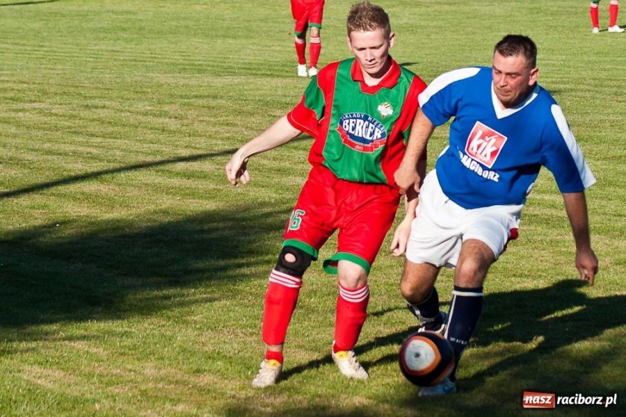 Zdjęcie w galerii na portalu naszraciborz.pl: Remis Pietraszyna. Pech Rzuchowa wiadomości z regionu