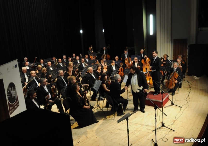 Zdjęcie w galerii na portalu naszraciborz.pl: Pomiędzy Wiedniem a Neapolem wiadomości z regionu