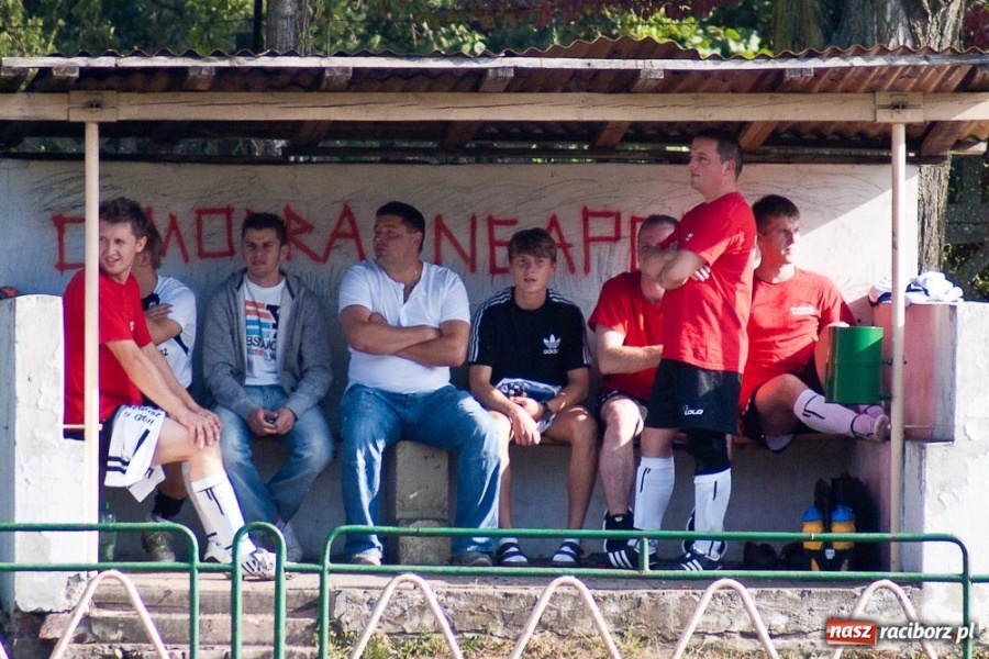 Zdjęcie w galerii na portalu naszraciborz.pl: Podział punktów w hicie kolejki wiadomości z regionu