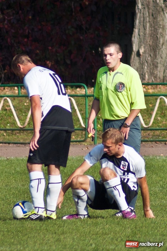 Zdjęcie w galerii na portalu naszraciborz.pl: Podział punktów w hicie kolejki wiadomości z regionu