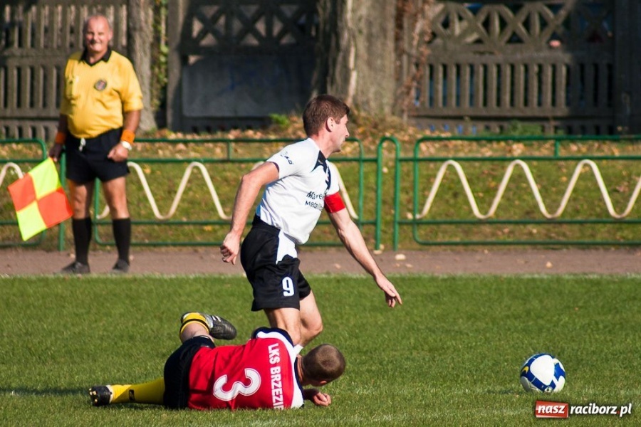 Zdjęcie w galerii na portalu naszraciborz.pl: Podział punktów w hicie kolejki wiadomości z regionu