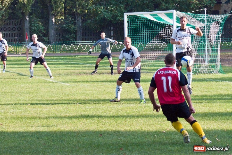 Zdjęcie w galerii na portalu naszraciborz.pl: Podział punktów w hicie kolejki wiadomości z regionu