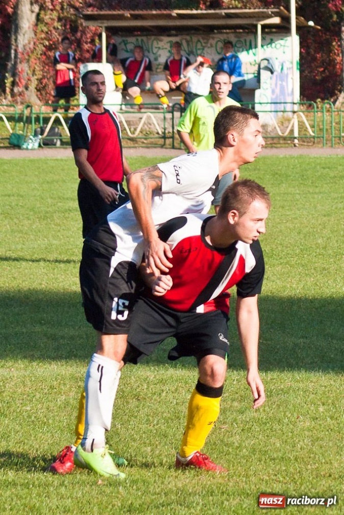 Zdjęcie w galerii na portalu naszraciborz.pl: Podział punktów w hicie kolejki wiadomości z regionu