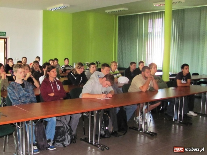 Zdjęcie w galerii na portalu naszraciborz.pl: Wspólnie bez granic - ostatnie spotkanie z uczniami wiadomości z regionu