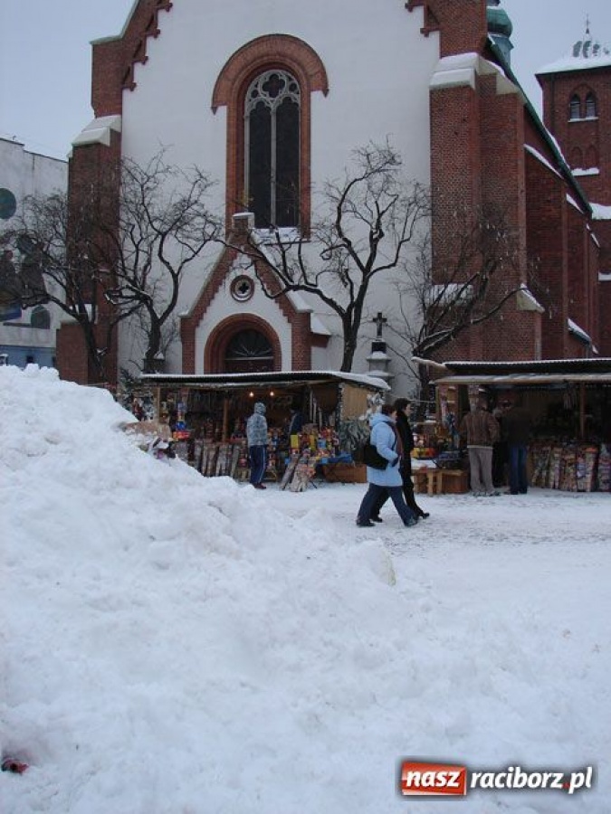Zdjęcie w galerii na portalu naszraciborz.pl: Atak zimy - największe opady w roku wiadomości z regionu
