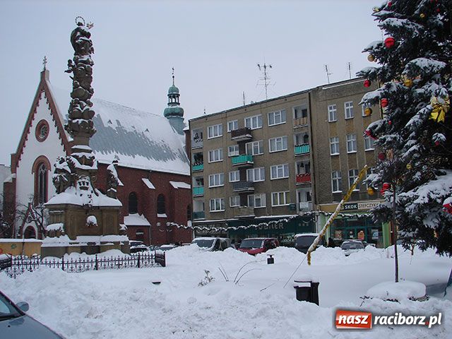 Zdjęcie w galerii na portalu naszraciborz.pl: Atak zimy - największe opady w roku wiadomości z regionu