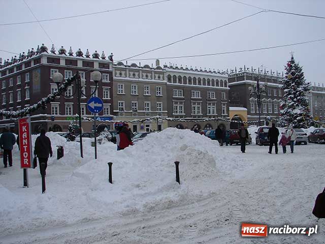 Zdjęcie w galerii na portalu naszraciborz.pl: Atak zimy - największe opady w roku wiadomości z regionu